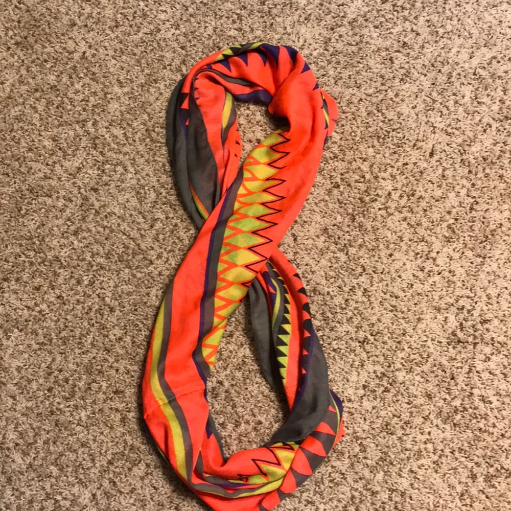 Infinity scarf - Picture 2 of 4
